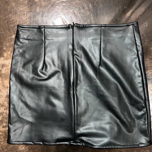 Fashion Nova Sleek Black Leather Skirt - Picture 3 of 4